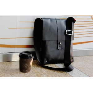 Сумка кожаная CLIFF COMPACT BAG BLACK